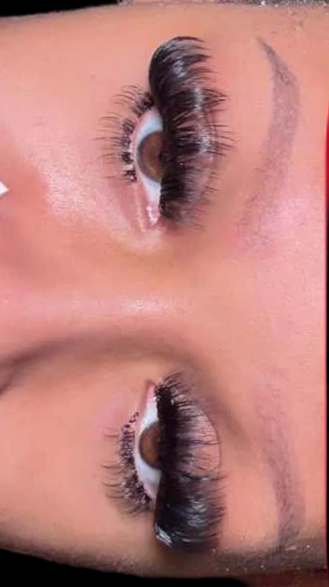 Glamourboujeebrat cluster lashes with bottom 14mm to 25mm